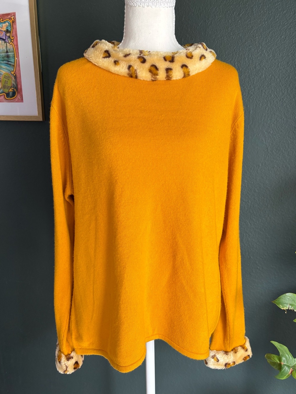 VTG Milano XL Mustard Sweater Faux Leopard Fur Collar Cuffs 90s